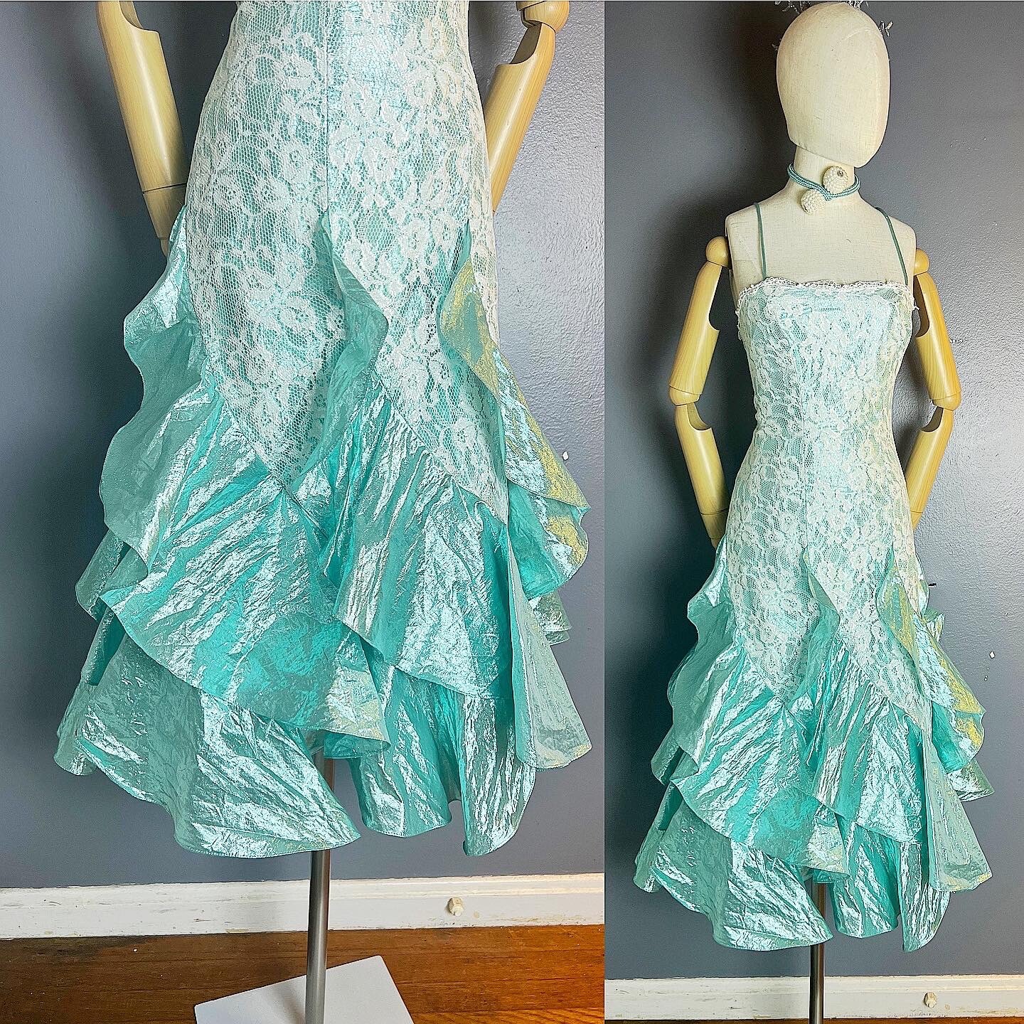 NEW LEAF 80’s 80s Aqua Metallic White Floral Lace Mermaid Vintage Prom Dress XS