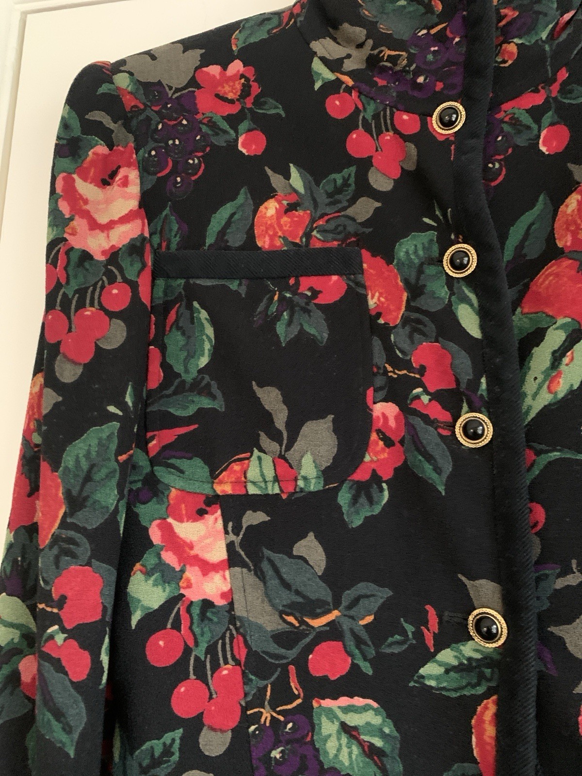 UNGARO COUTURE VINTAGE 80’s WOOL CREPE FLORAL JACKET