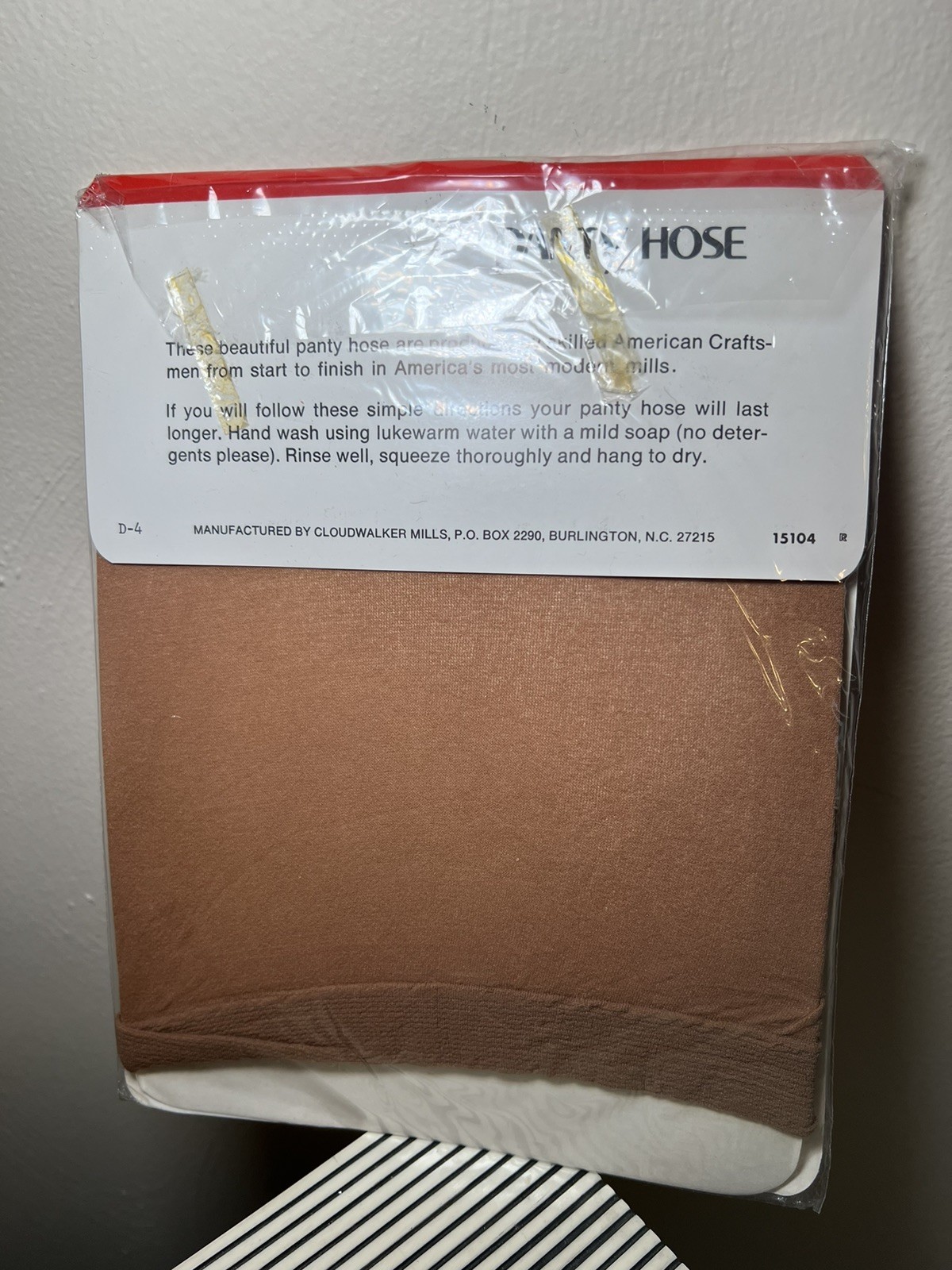 Vintage 1970’s Queen Size Panty Hose Bisque/Beige NWT Size 1-2X