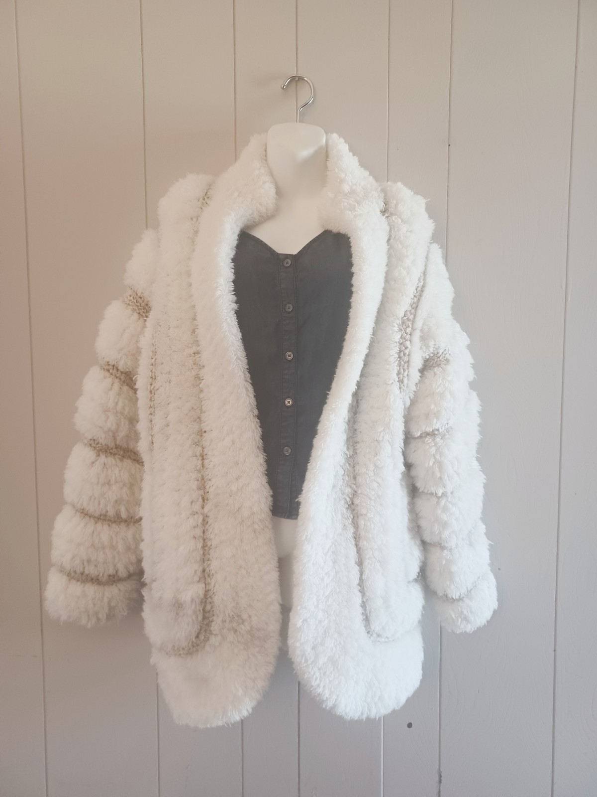 Vintage 80s Side Effects Hands Crochet Fur Looks Fluffy Coat Cardigan Jacket M