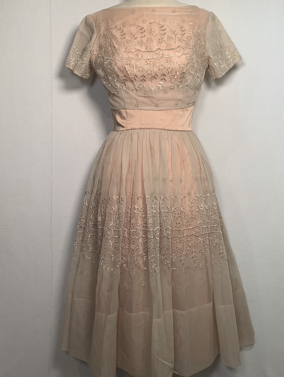 Vintage Union Made 1950’s /60’s Salmon Nylon Party Dress Styled By Joan Barrie