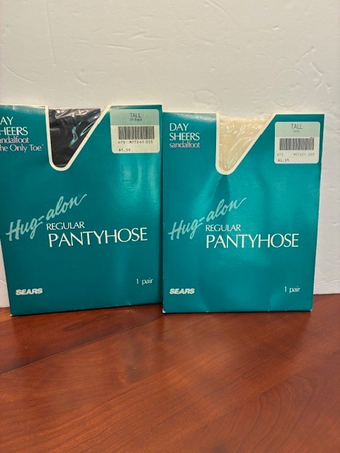 2 PAIRS SEARS HUG-ALON DAY SHEERS PANTYHOSE Sandalfoot Ivory/Off Black Tall NEW