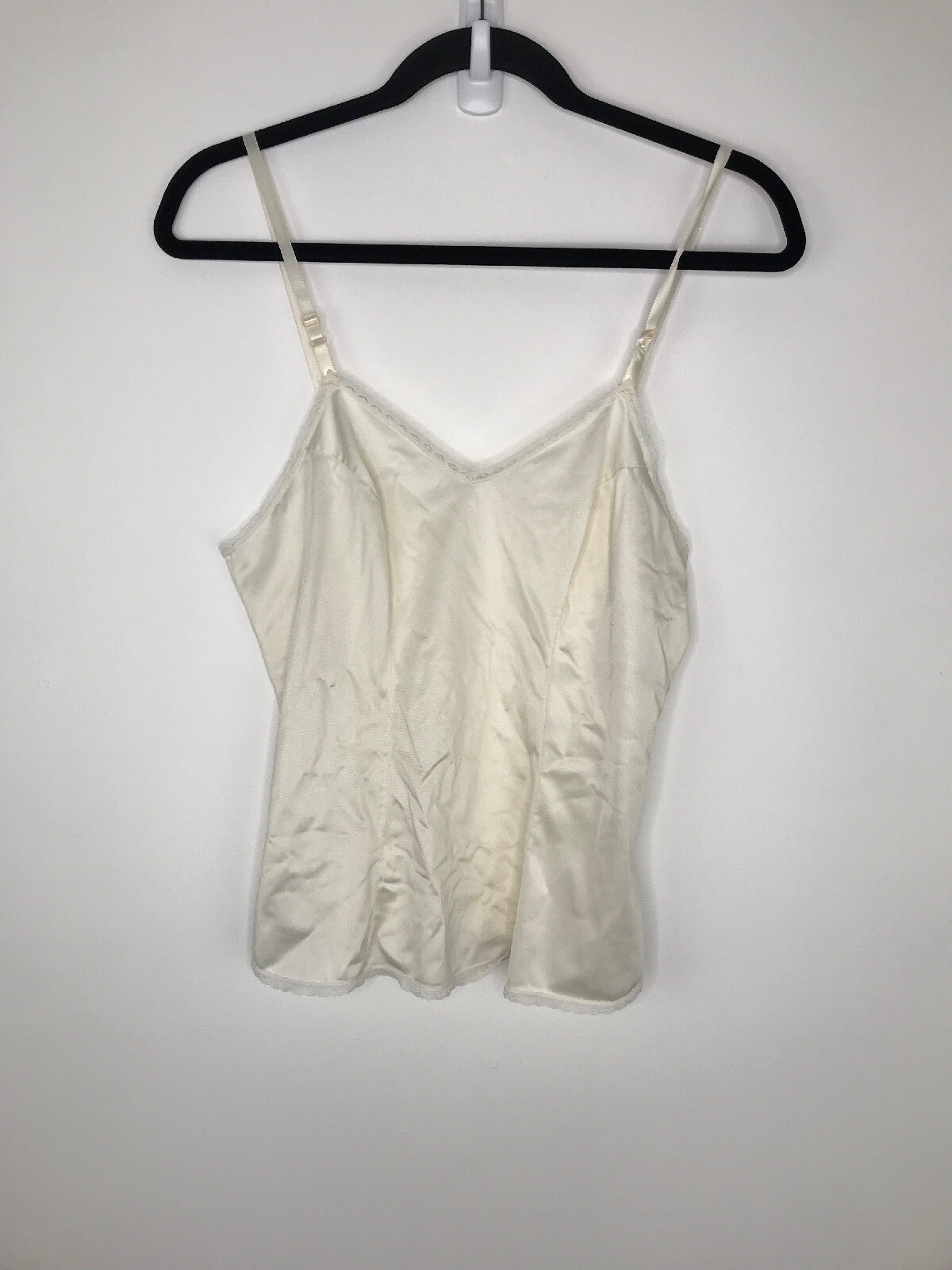 VTG Vanity Fair Womens Cream Teddy Cami Lace Slinky Shiny Straps SZ M 36/42