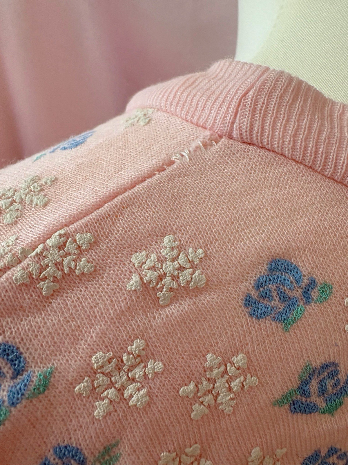 Vintage 1980s Teddy Bear Sweatshirt Pink Puffy Print Graphic