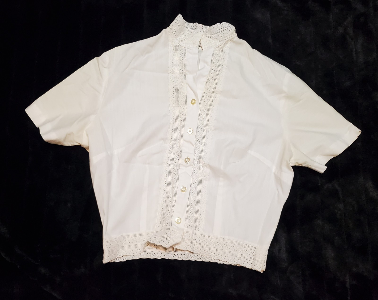 Vtg Terry Styled Chicago White Crop Top Lace Insert Trim Midriff Pinup Blouse