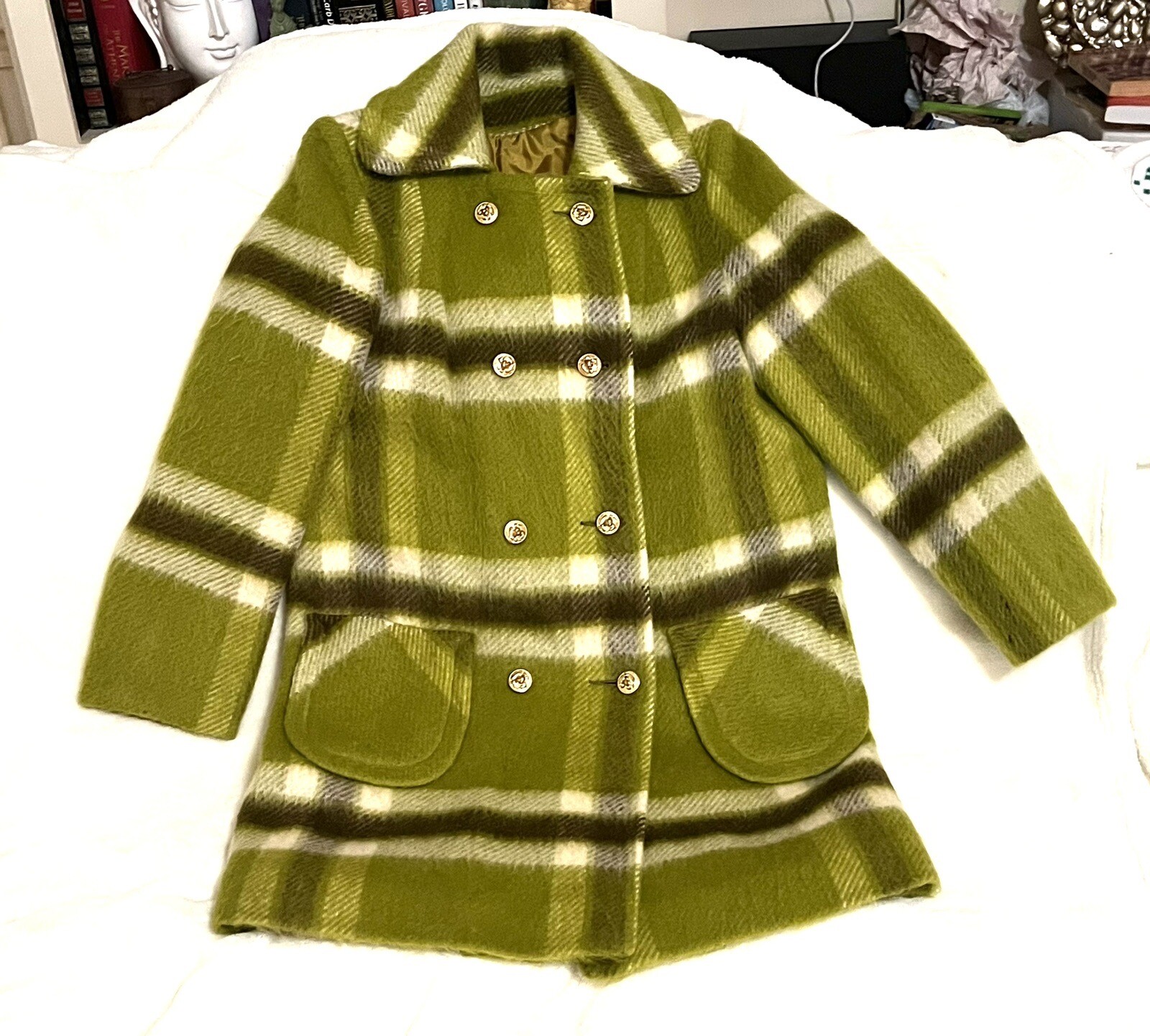Vintage Betty Rose Green Plaid Wool Peacoat Size L ~~6 Golden Buttons Double