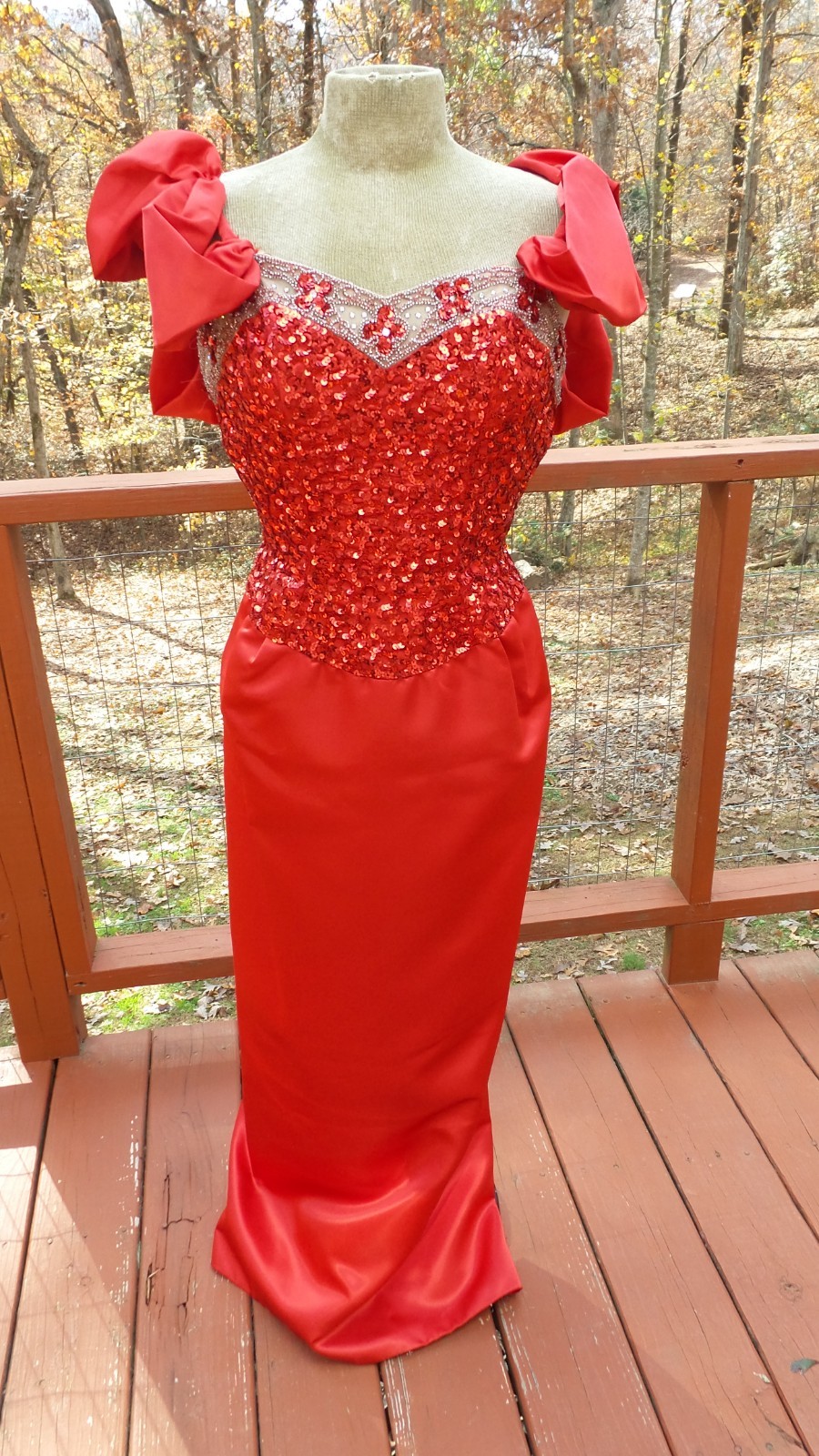 MIKE BENET – Vintage Red Satin Sequined Formal Holiday Party Evening Dress – 14