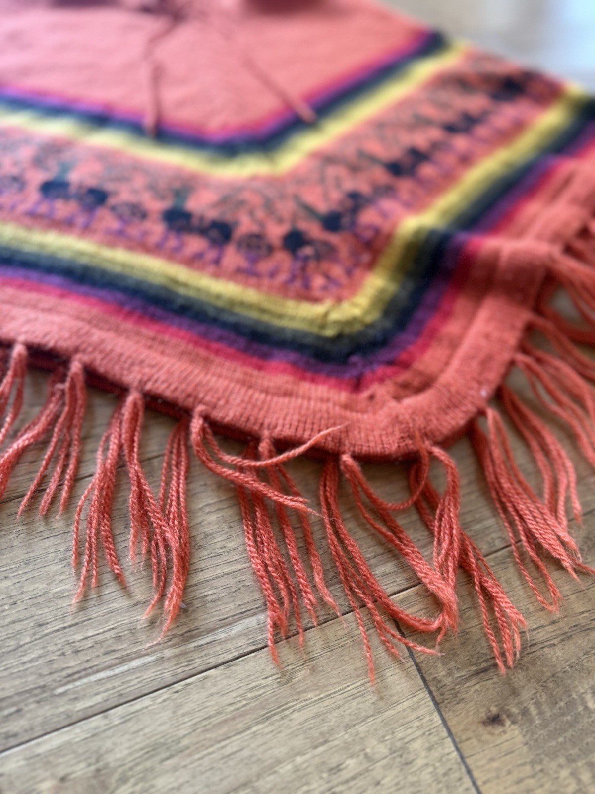 Hand Knit Alpaca Wool Andean Poncho Fringe Folk Textile Cape Southwestern VTG