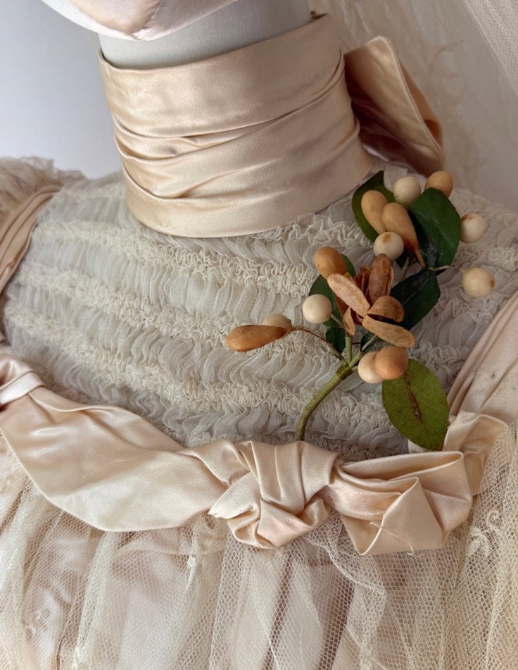 Beautiful Antique Victorian Silk Wedding Dress Bodice, Lace Veil, Shoes Set Rare