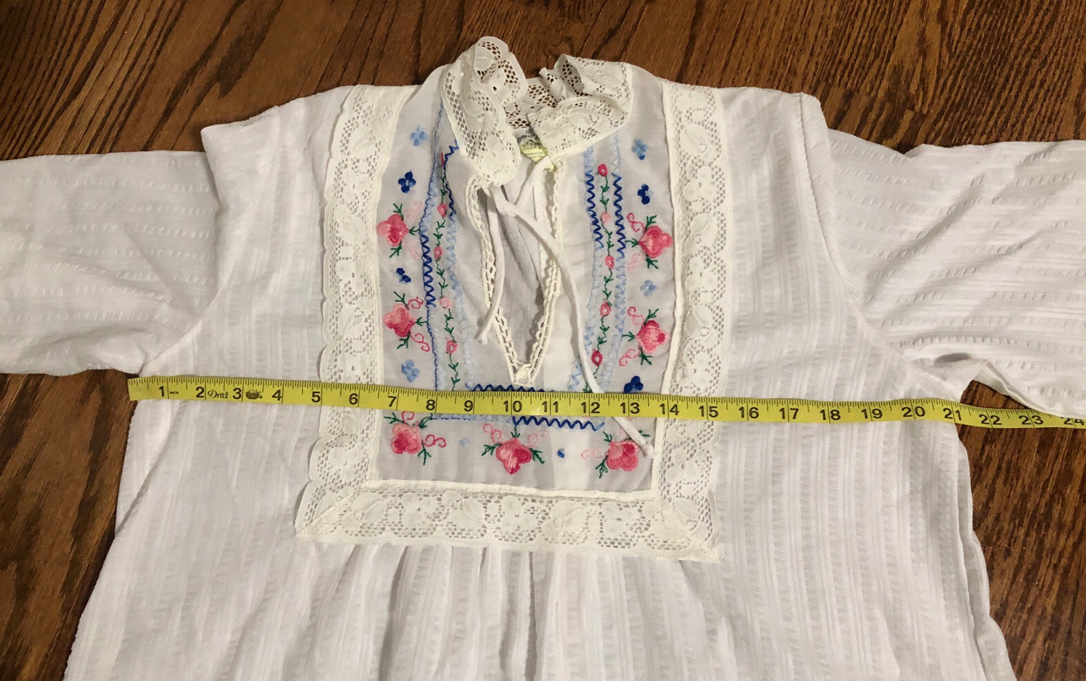 vintage praire floral embroidery boho white lingerie dress nightgown 60s 70s M/L