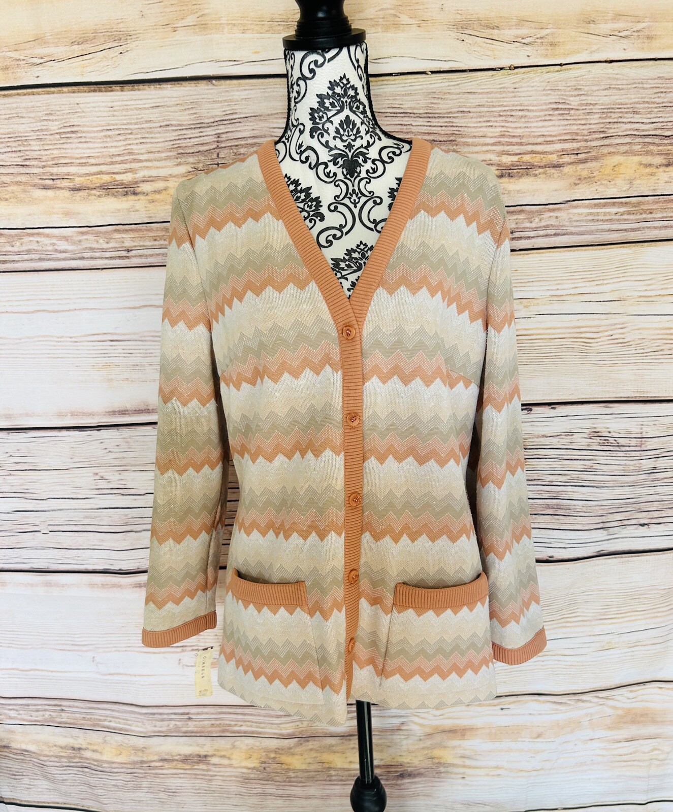 Butte Knit Vintage 60s 70s Women’s Orange Beige Chevron V-Neck Cardigan Sweater