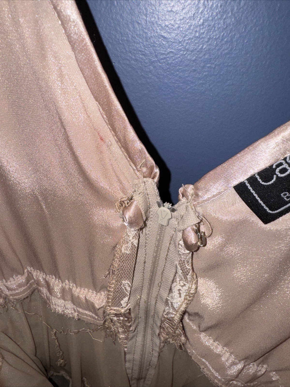 Small Gangster Dress, Bonnie & Clyde Style Peach Lace Pearls Rag Time Doll Talon