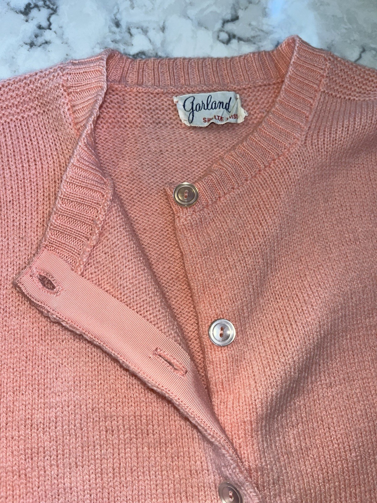 Vtg 1950’s Ladies Wool Cardigan Sweater Bubble Gum Pink Garland sz S/M Petite