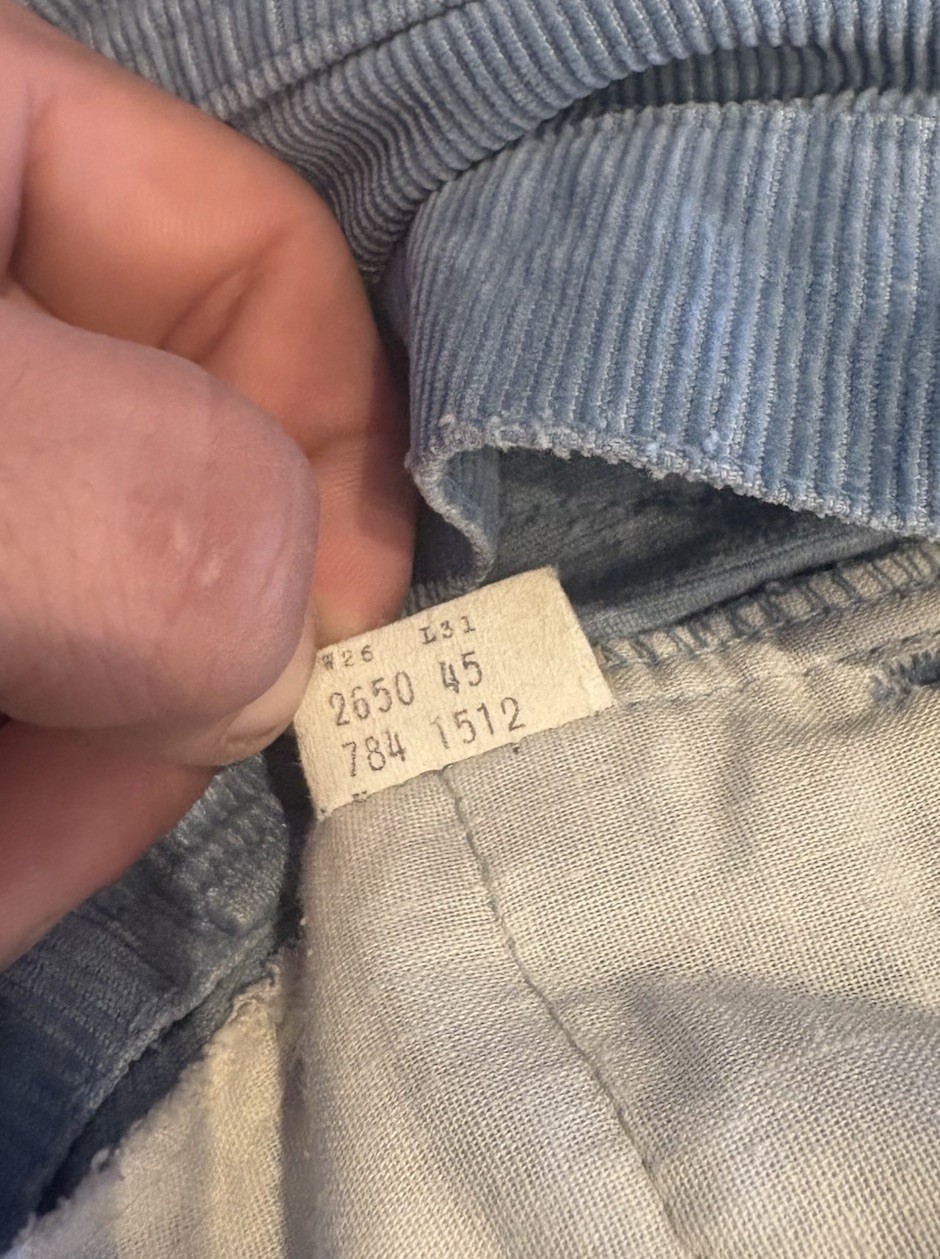 Vtg Levi’s 784 Corduroy Jeans Bell Bottom Flare White Tab 26×31 (27×29)
