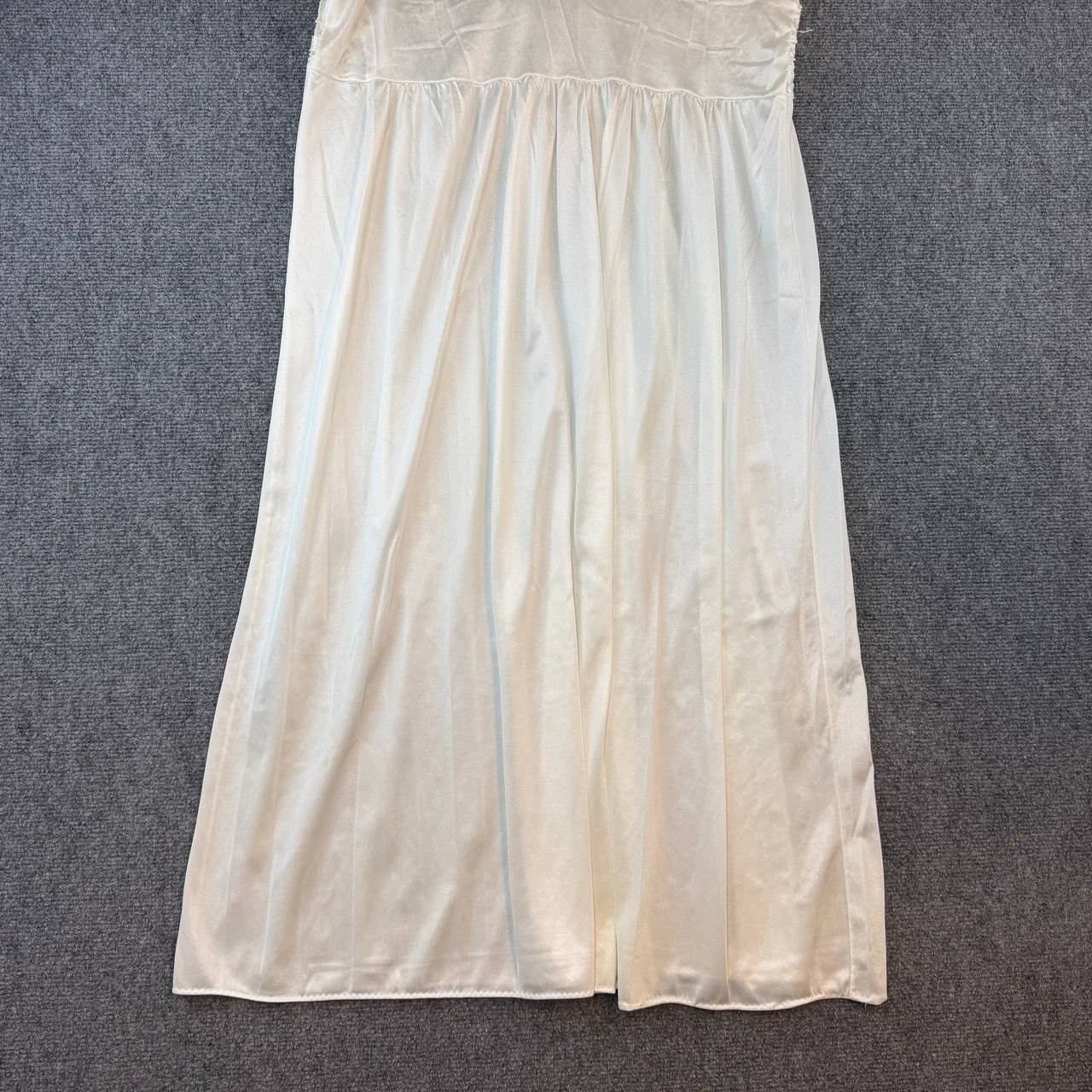Vintage Unforgettable Lace Nightgown Ivory Nylon Sleeveless 45 Inch