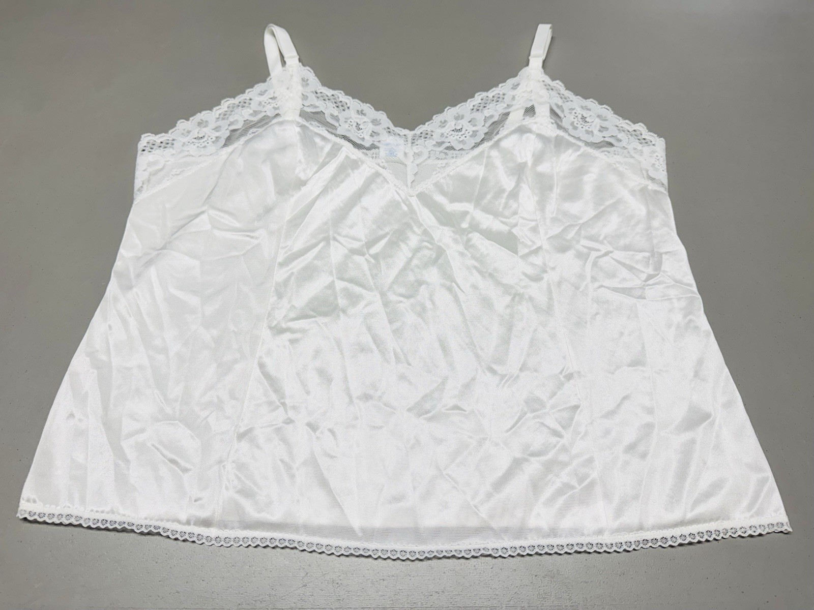 Vtg Velrose Camisole Cami Sz 42 White Silky Antron III Nylon Lace Fairy Top USA