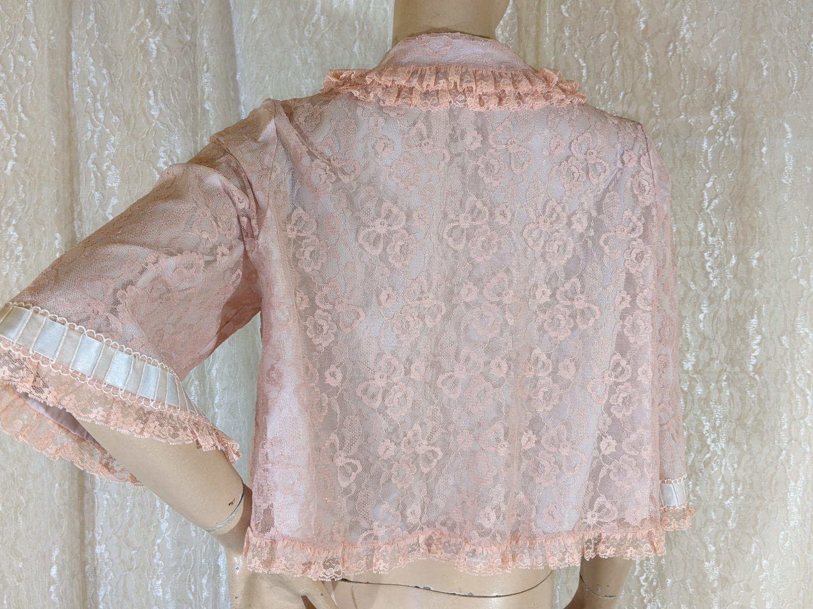 Vintage Odette Barsa Lingerie BED JACKET Lace Nylon Lace Overlay
