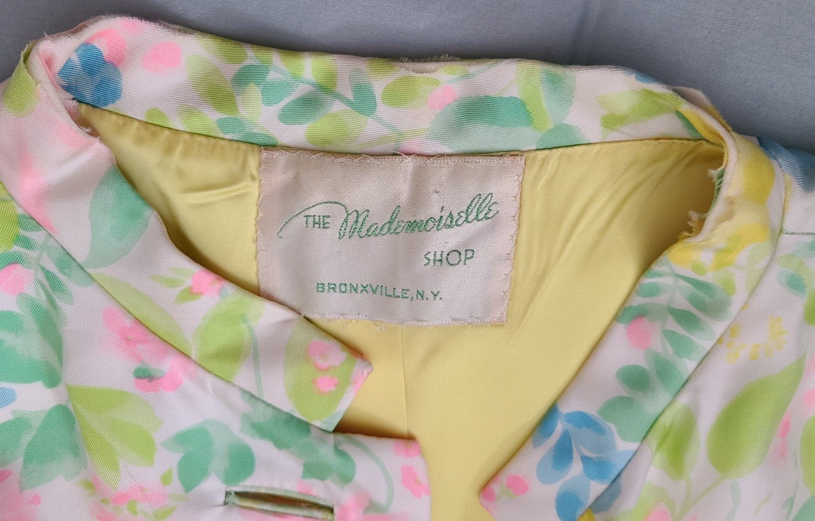 Vtg Nat Kaplan silk mod floral sleeveless sheath dress w jacket, approx size S/M