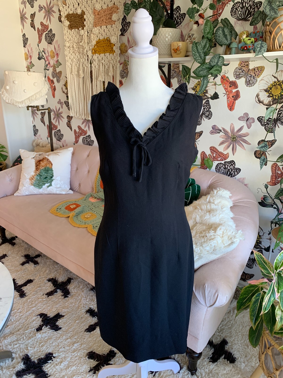 ELEGANT MISS of California VINTAGE 1960s 60s LBD Black DRESS Small S