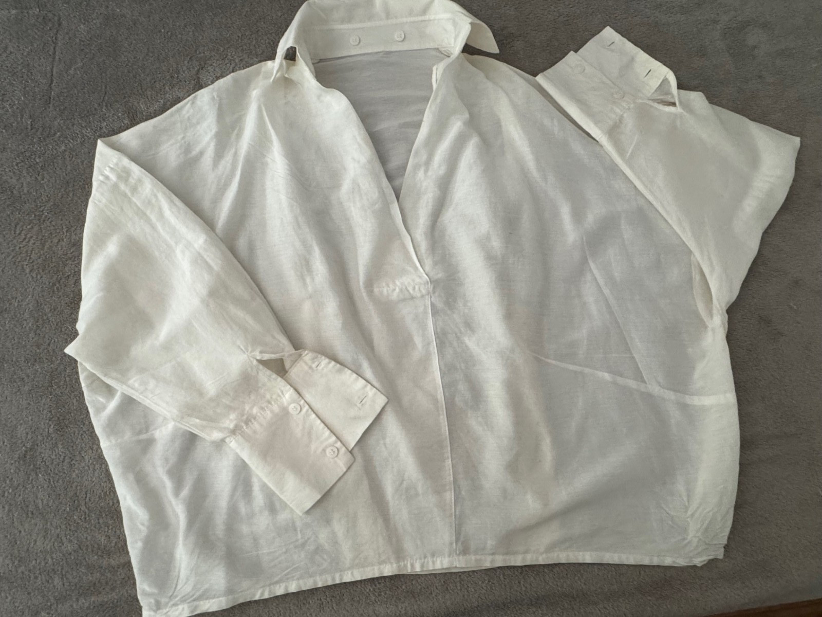 Thin Batiste Stylish Semi-sheer Women’s Blouse Size S Off-white Unbranded