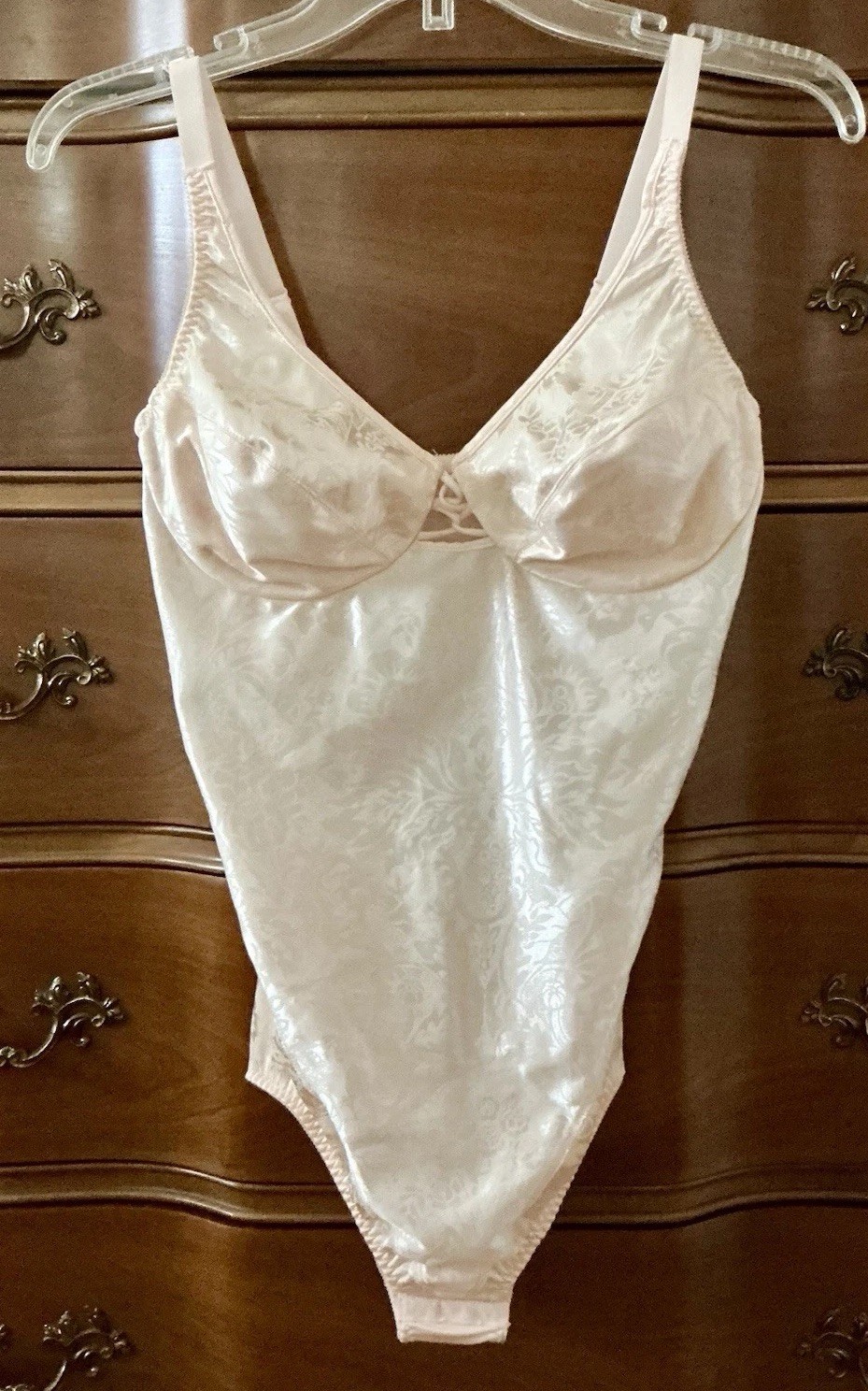 VINTAGE VANITY FAIR 57-005 Peach JACQUARD BODY SHAPER Sz. 38C Made in USA