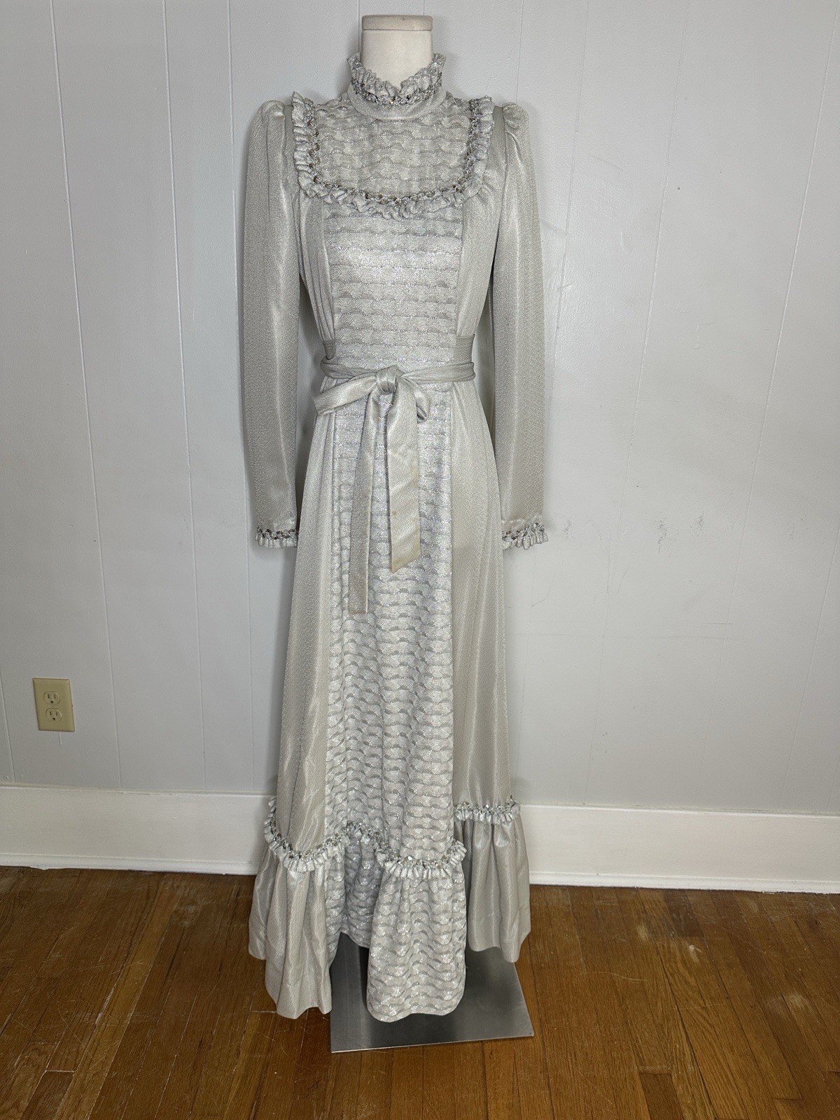 Vintage 70s Silver Metallic Lamè Razzle Dazzle Prairie Maxi Dress