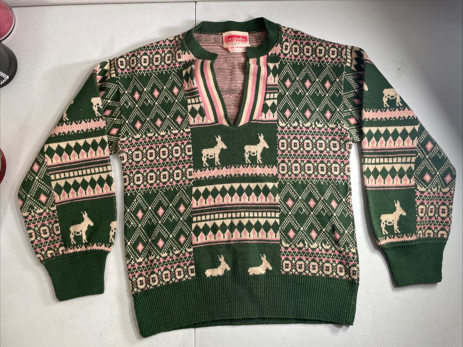 Escapades Orlon Wintuk Vintage Green Pink Fair Isle Pattern Women’s Sweater S/M
