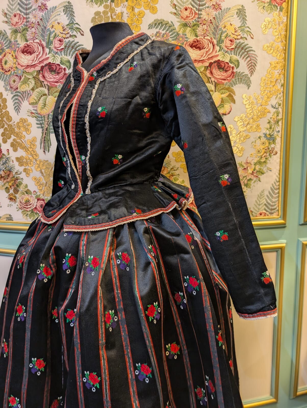 TWO PIECE EASTERN EUROPEAN FLORAL BROCADE BLACK SILK DRESS W SEQUINS
