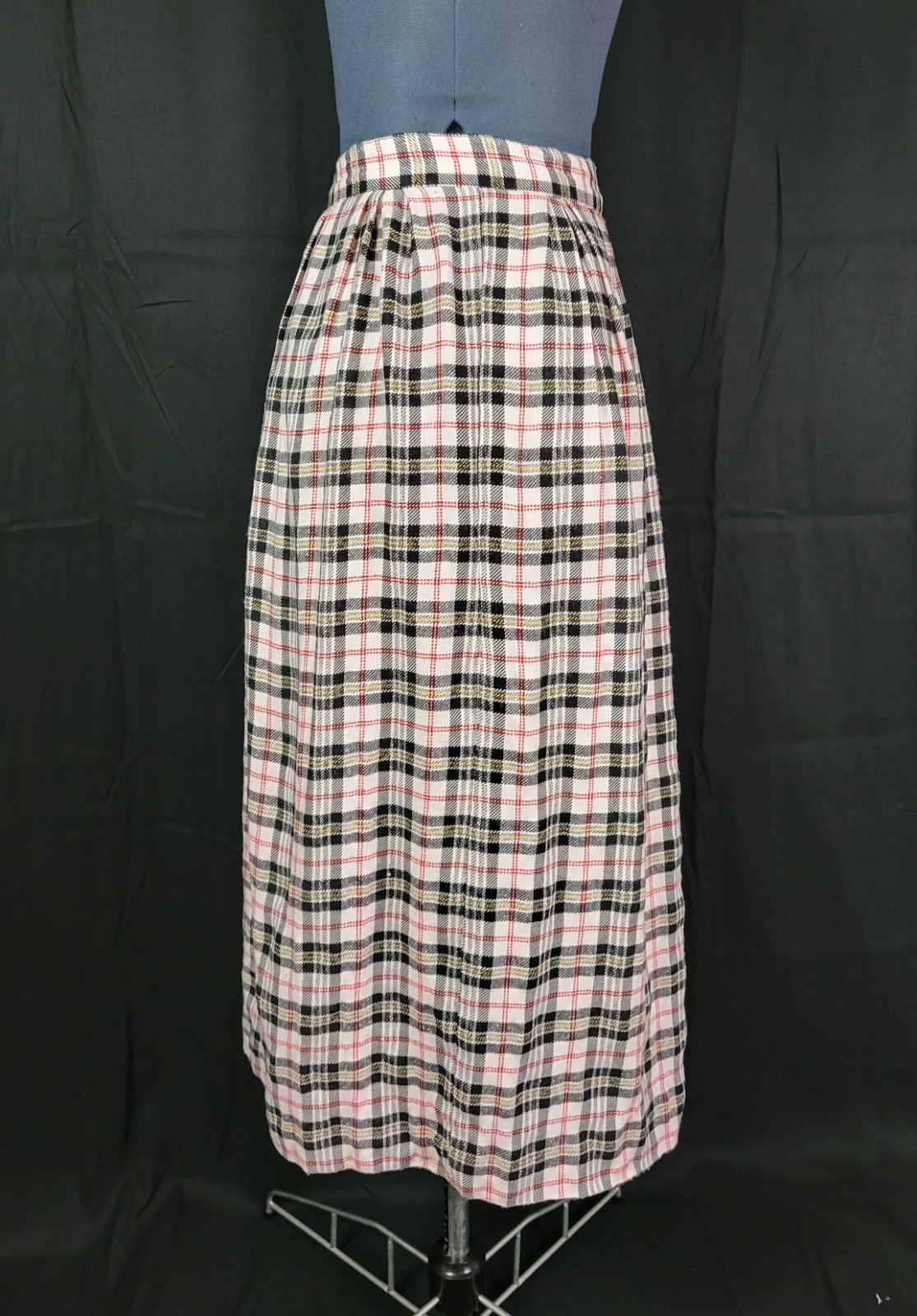Vintage Marshall Fields Red/Black/White Plaid Skirt w Pockets Size 6P