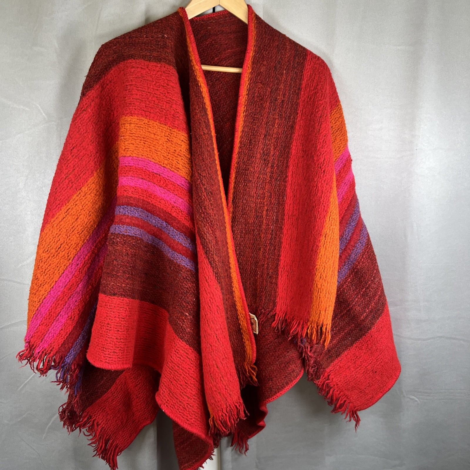 Vintage Roxa Ltd Mixed Wool Poncho Cape Colombian Red Orange Purple