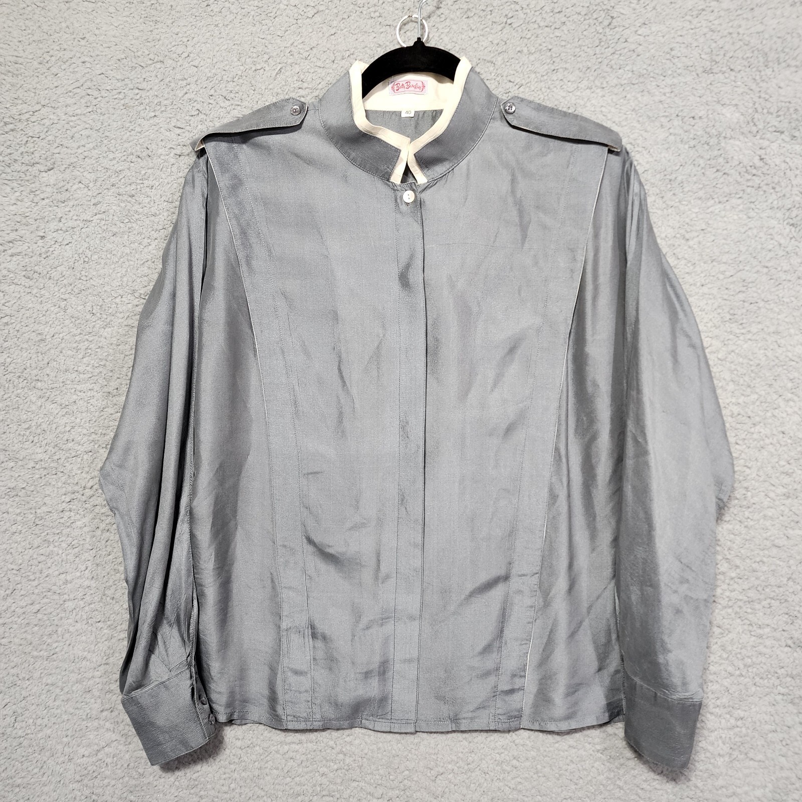 Betty Barclay Vintage Womens Silk Long Sleeve Gray Epaulettes Blouse Size 40