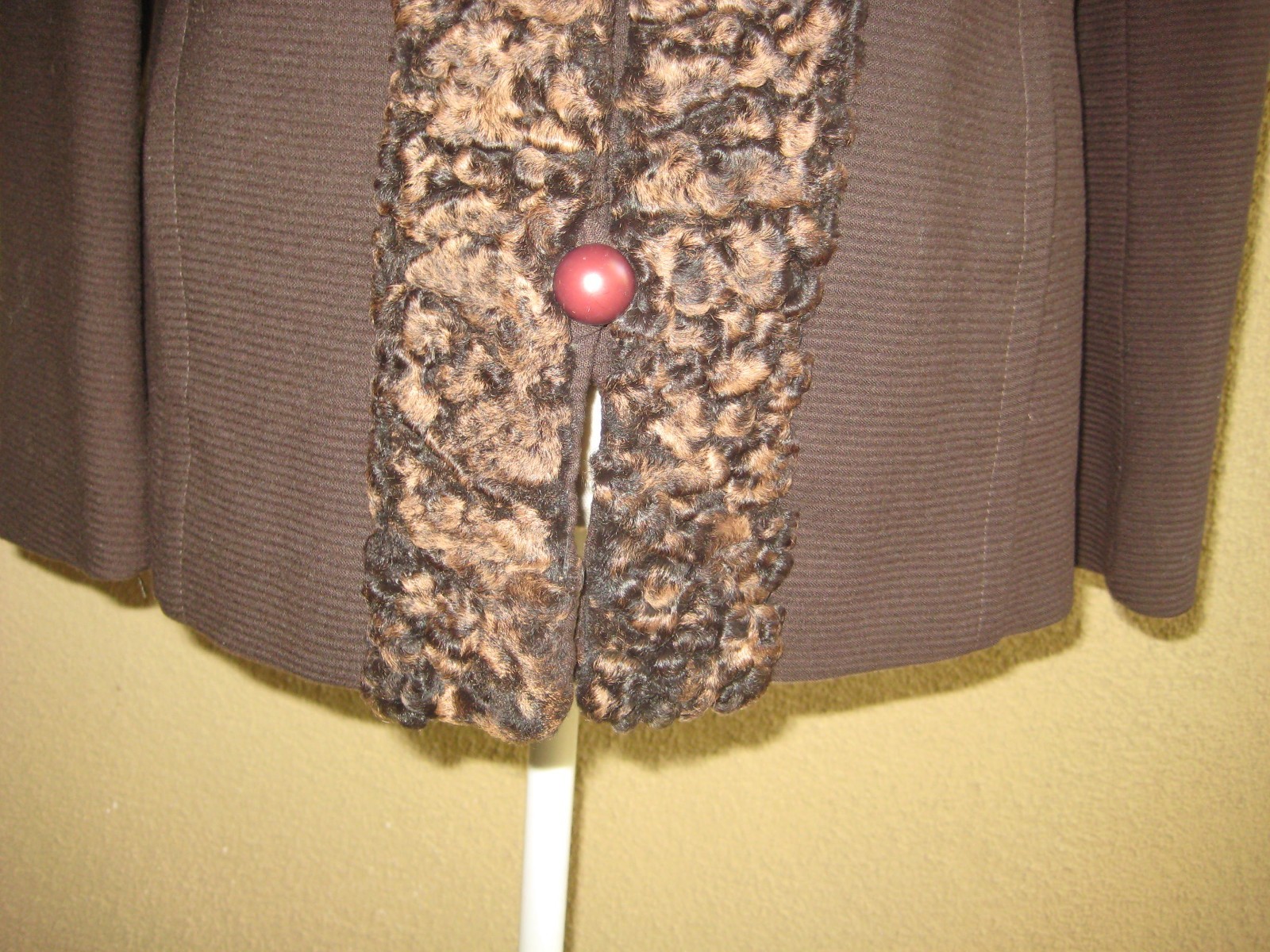 Vintage 70s Carlisle Couture brown wool Persian lamb trim 2 pc lined skirt suit