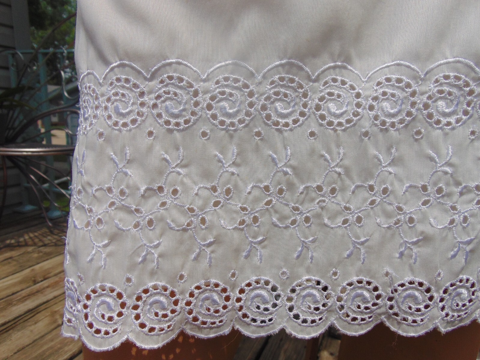 Vtg 50s White Cotton Eyelet Slip 42B