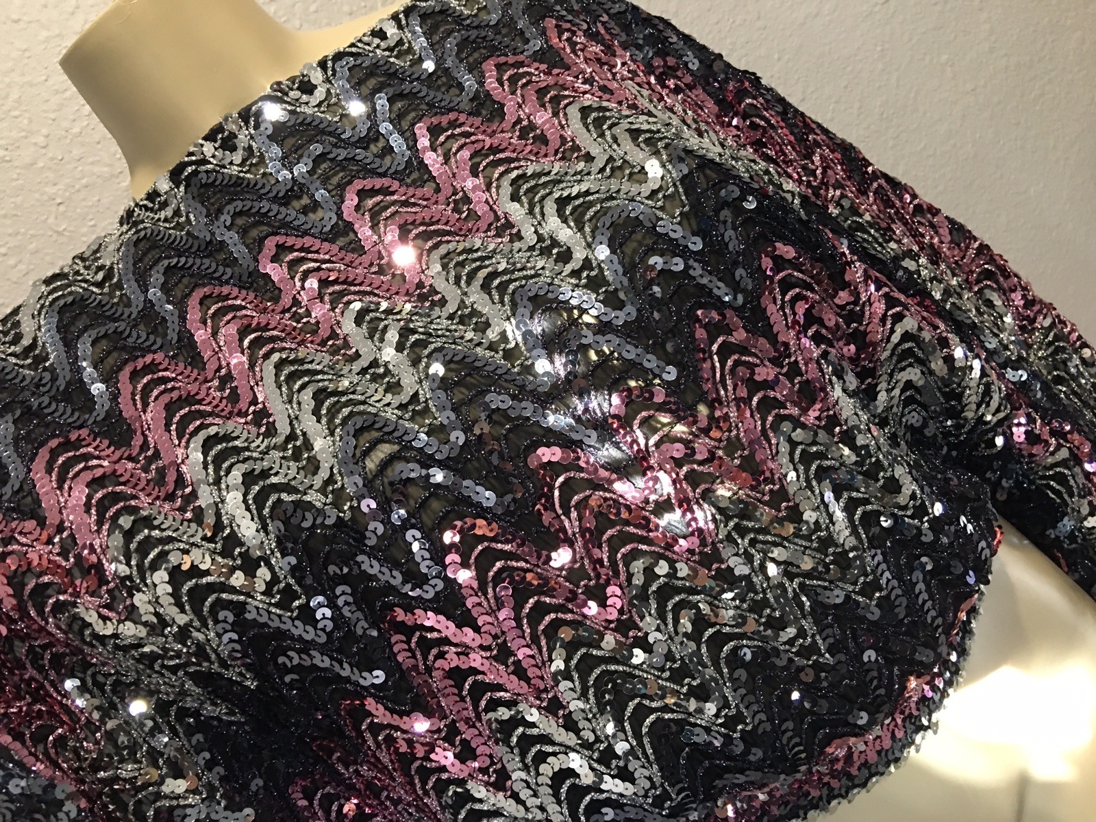 Vtg Pink Silver Batwing Sleeve Sequin Coctail Party Top L Union Label
