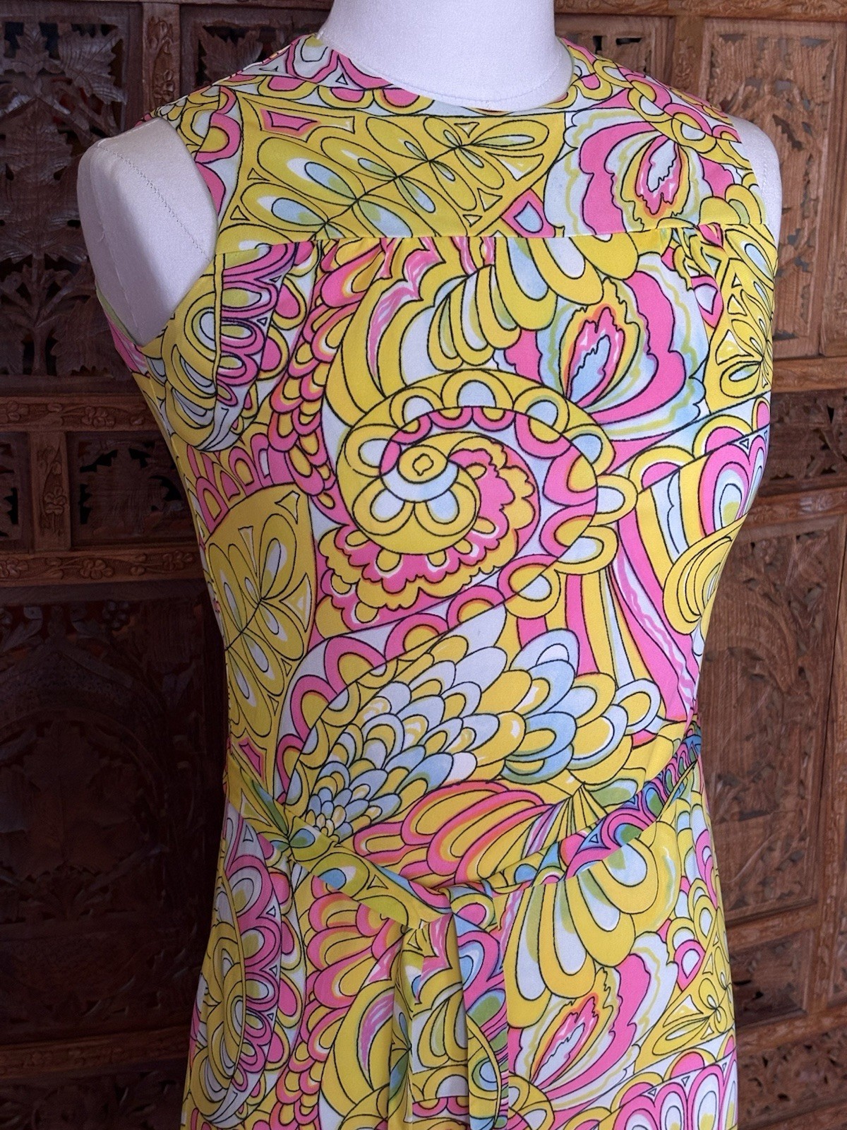 60s Vintage Psychedelic Mini Dress Mod Neon Paisley Floral Go Go Scooter Pink