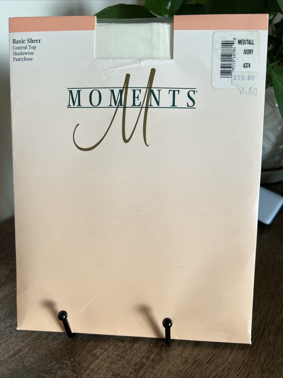 MOMENTS Basic Sheer Control Top Shadowtoe Pantyhose Medium/Tall Ivory-New USA