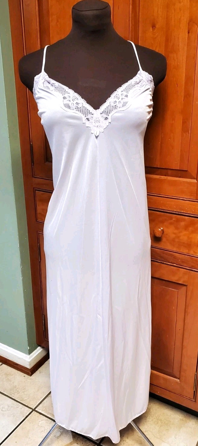 Vtg Sears Slip Dress Lilac Shiny Nightgown Lingerie Nylon XS 30.5″x32″