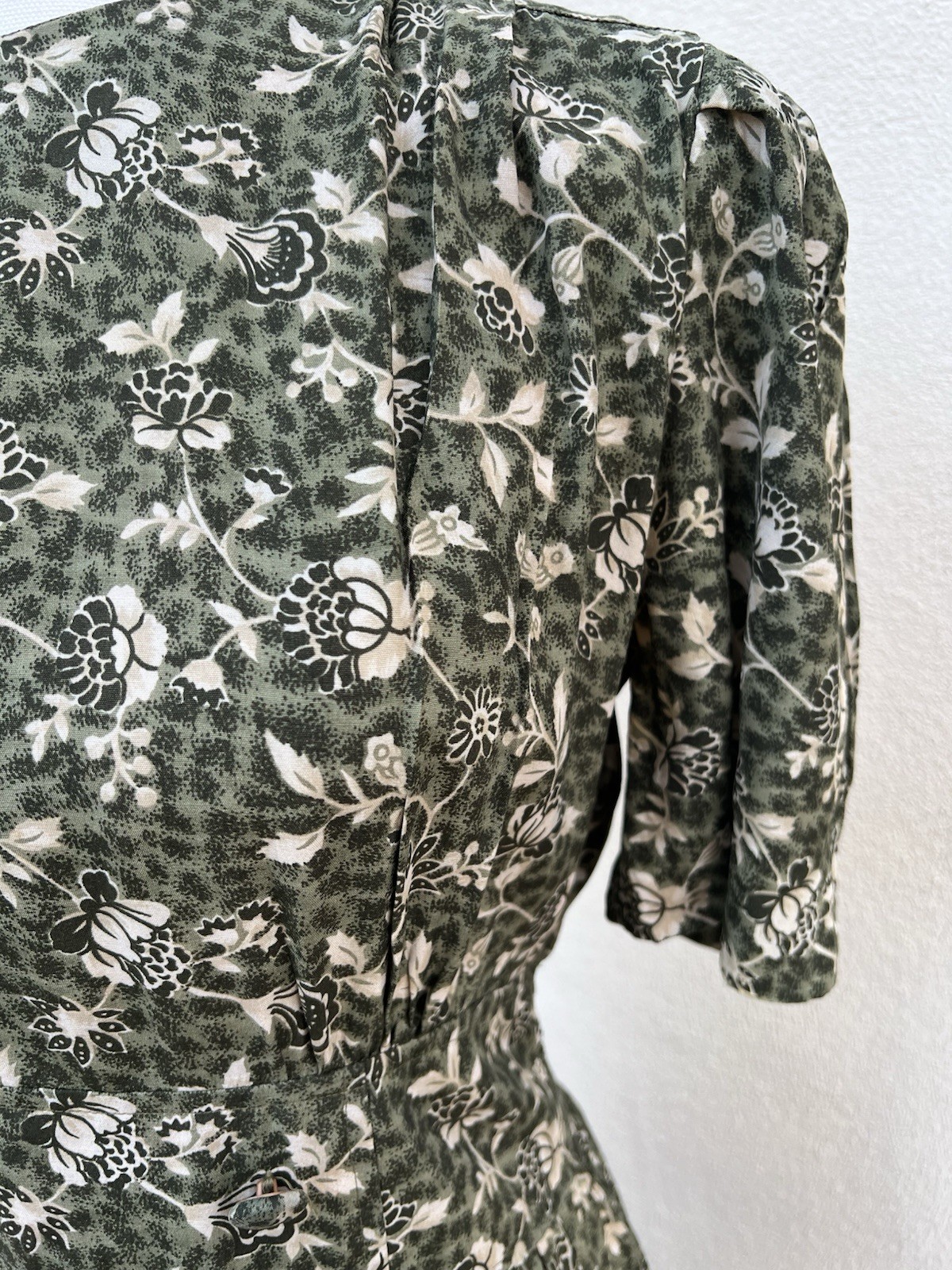 VTG KARIN STEVENS Green Floral Cottagecore Midi Dress Button Women 8 40’s style