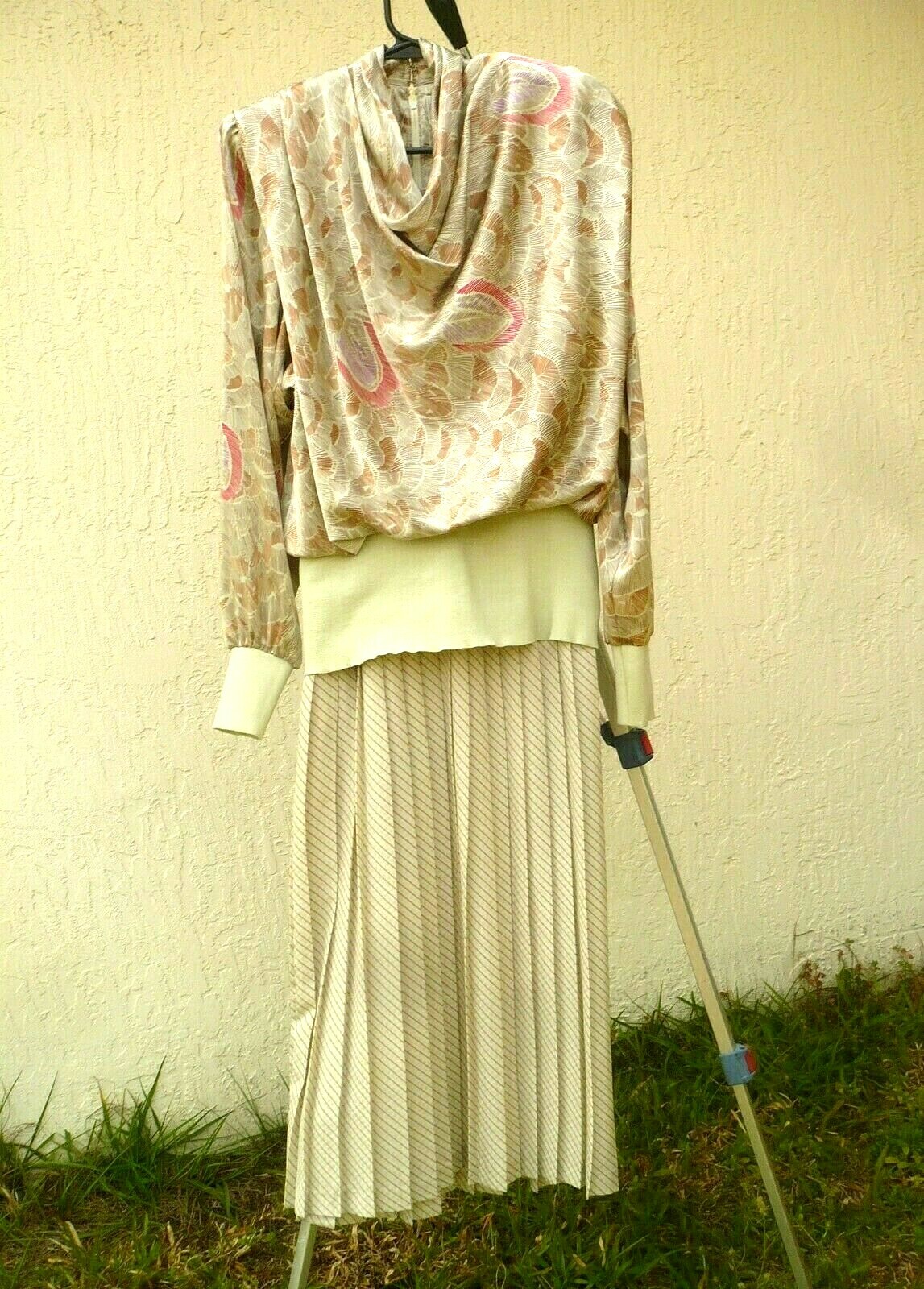VTG 80S M DONNA MORGAN NON STOP RARE TAN FEATHER PRINT PLEATED SKIRT DRESS WOMEN