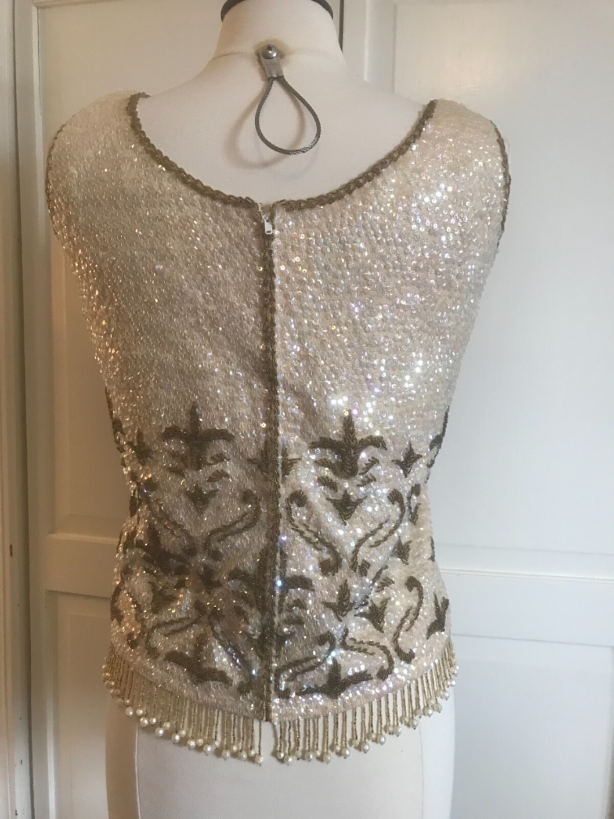 VINTAGE Art Deco Hand- Beaded Wool Sleeveless Shell Top Cami Hong Kong fringe