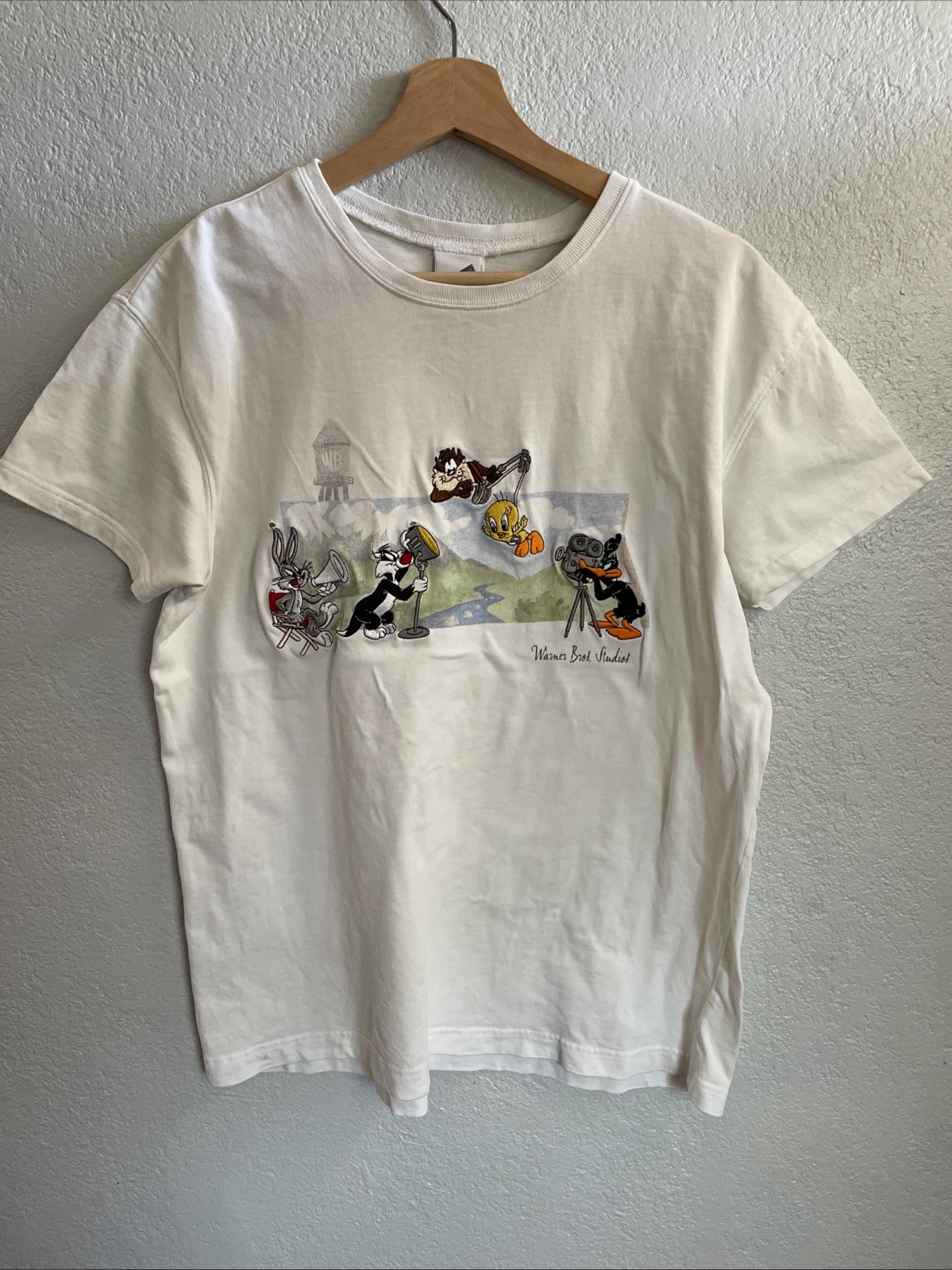 Vintage 2001 Looney Tunes Warner Brothers Embroidered T Shirt Womens M White