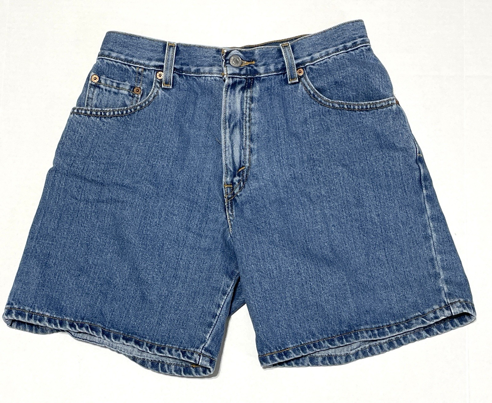 Vintage Levi’s Jean Shorts Classic Fit Women’s 8 MIS