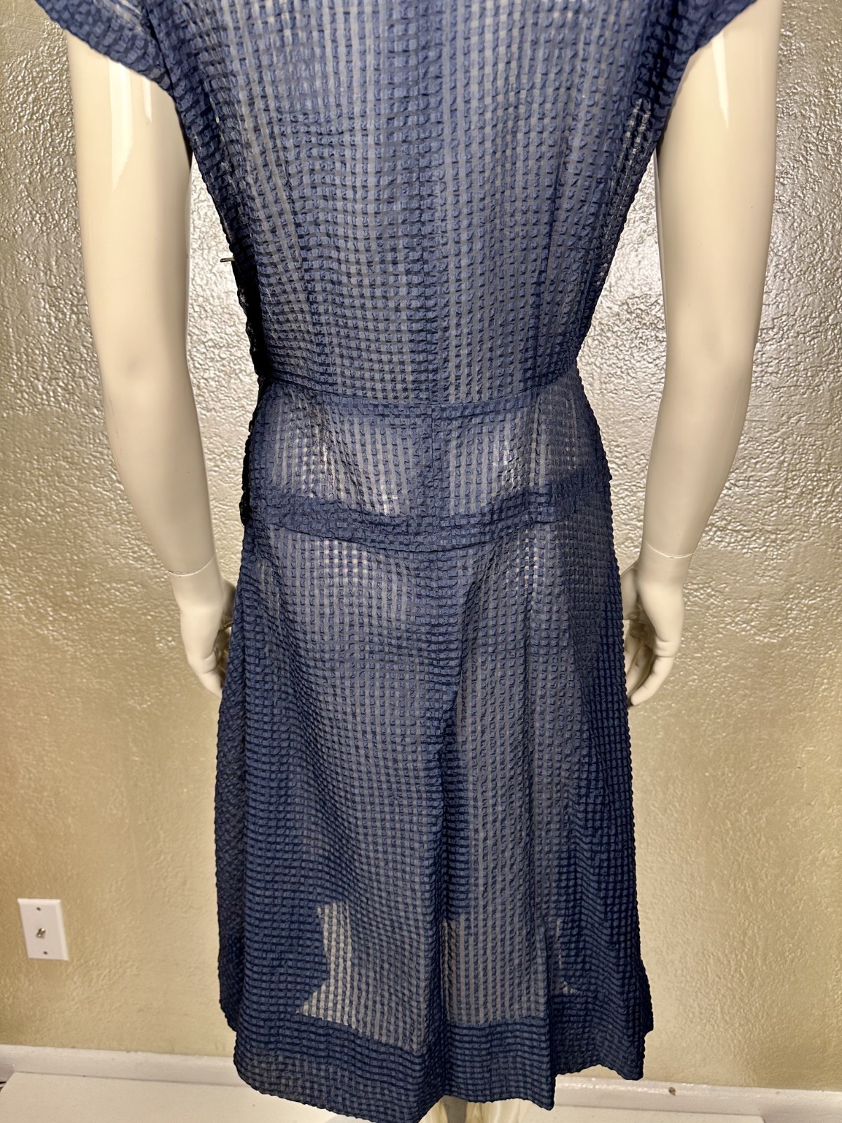 Vintage 1950’s Ladies Handmade Sheer Blue Textured Dress Cap Sleeve M
