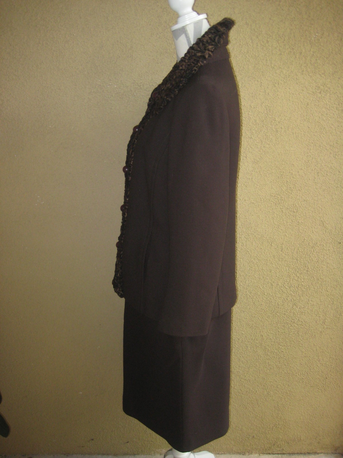 Vintage 70s Carlisle Couture brown wool Persian lamb trim 2 pc lined skirt suit