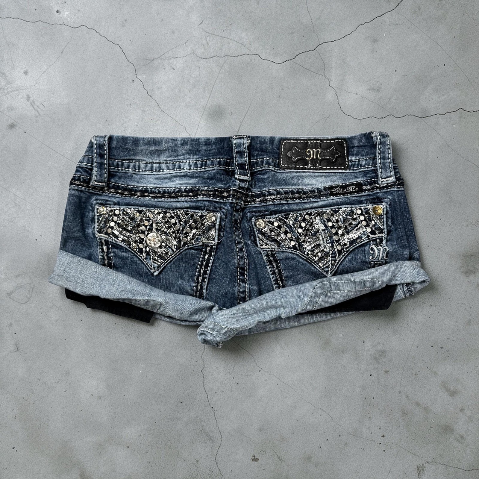 Miss Me Denim Shorts Womens 28 Blue Embellished Rhinestone Back Pockets Casual