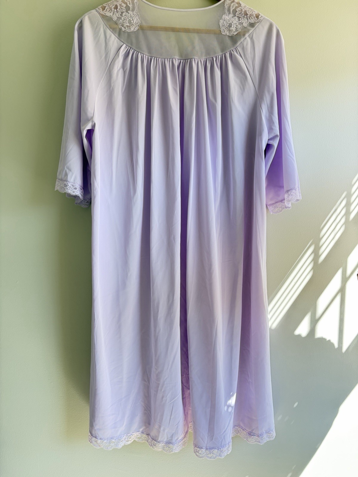 VTG Shadowline Nightgown Robe Lilac Lace Romantic Sleepwear Front Button Retro