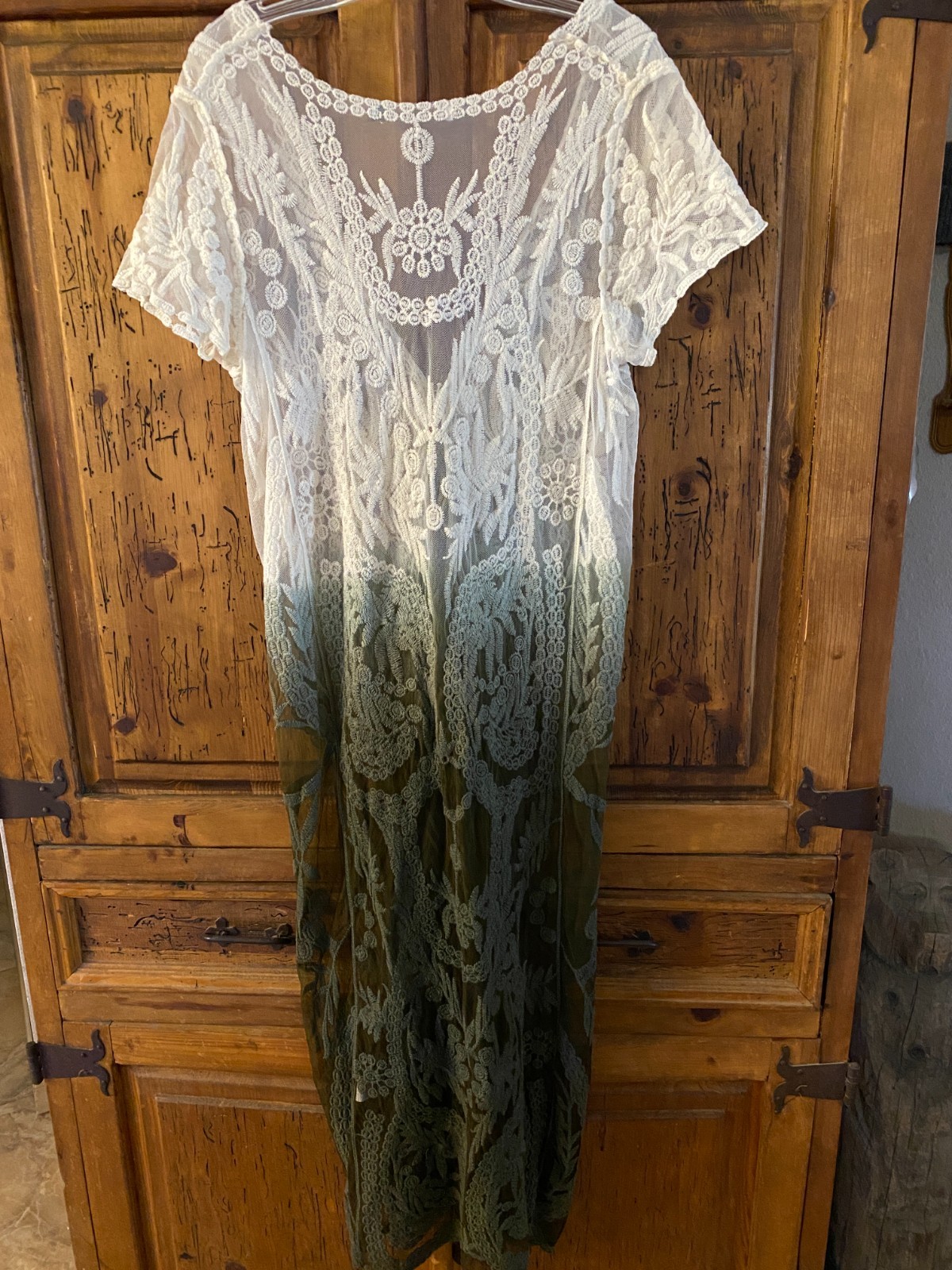 Dizzy Lizzy lace duster kimono, ivory to khaki green w Laguna brooch closure -M