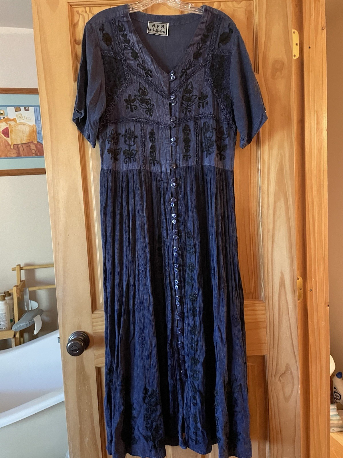 VTG 90s M.P.H. Women’s Purple Broomstick Dress Embroidered Boho Maxi