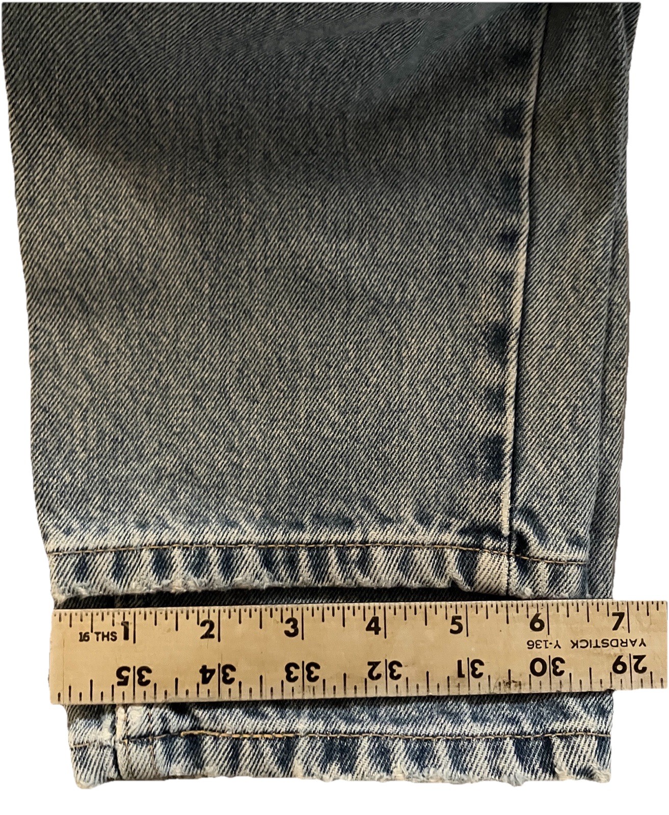 Levi Strauss 550 Jeans Size 12 MIS Relaxed Fit Tapered Leg Light Wash Denim