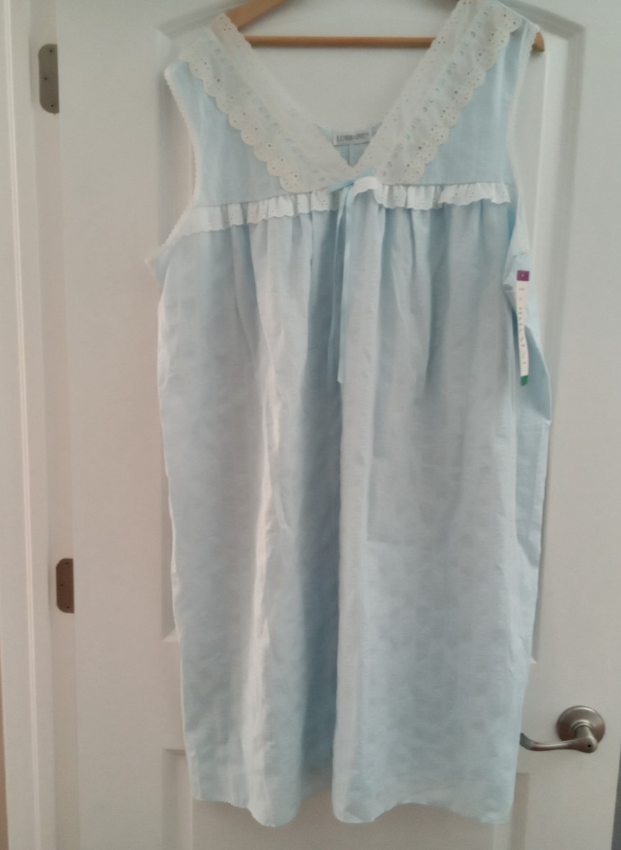 Lorraine Vintage Nightgown Light Blue Size 2X Sleeveless Lace Accents NWT USA